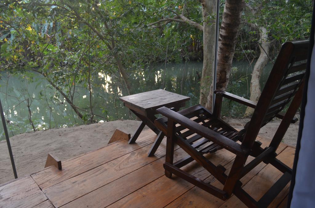 Makulu Safari Camping Uda Walawe Extérieur photo